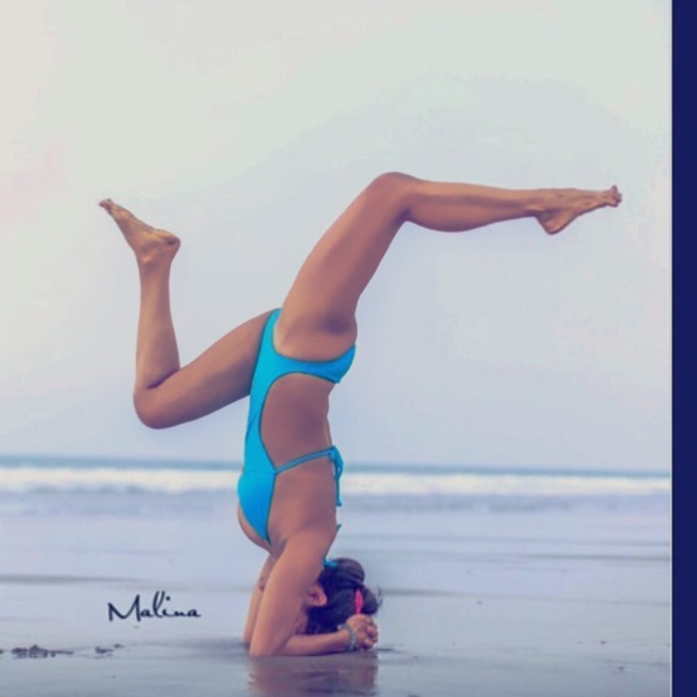 My favo color of swimsuit size S